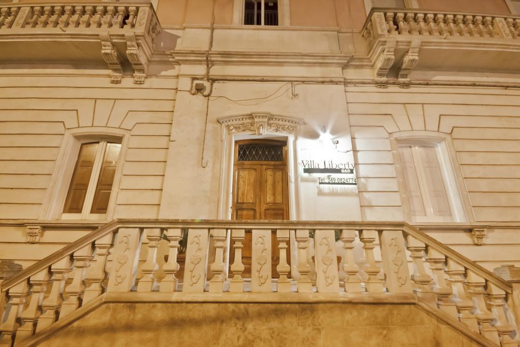 Villa Liberty Palazzo Gigante 莱切 外观 照片